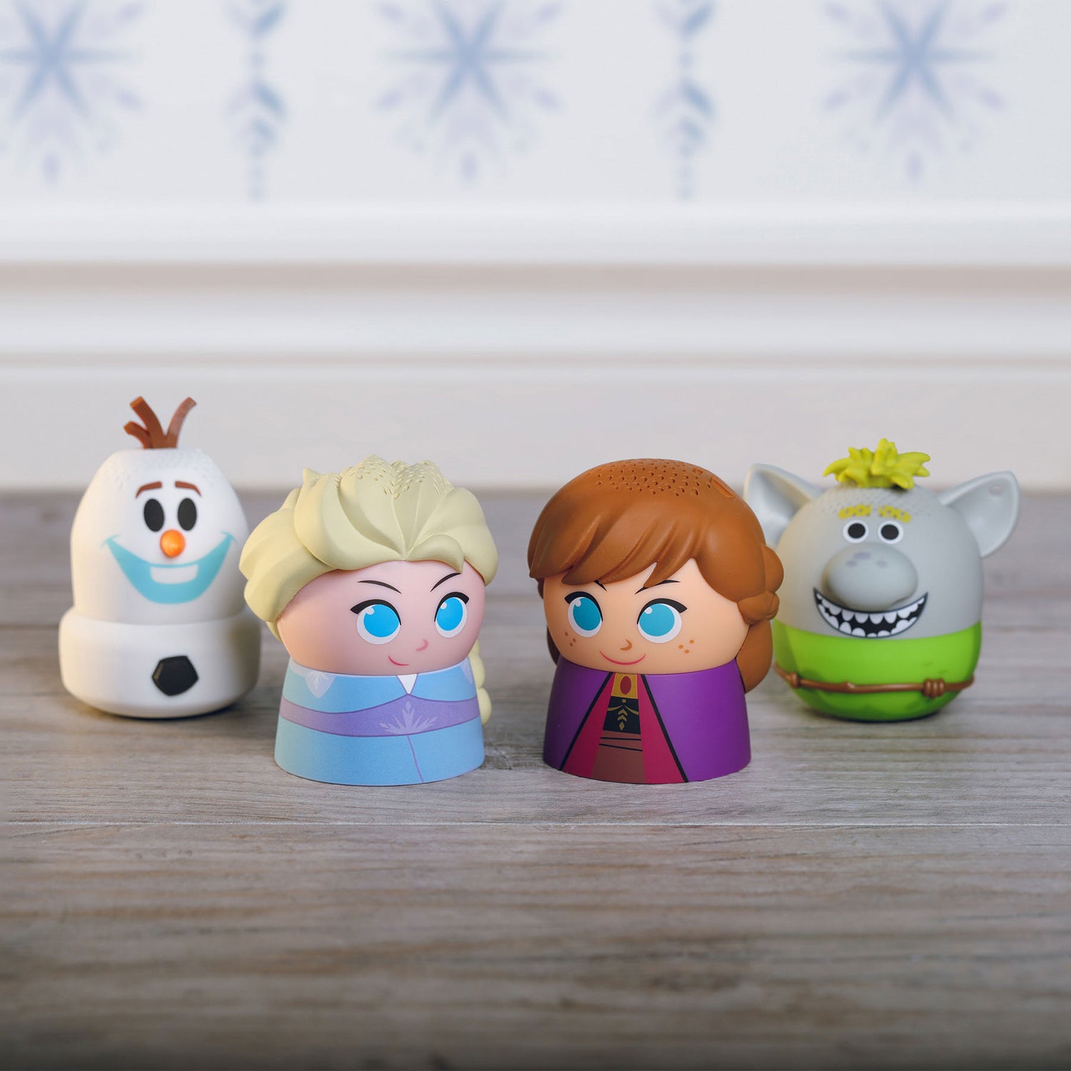 Elsa Bitty Boomer Bluetooth Speaker